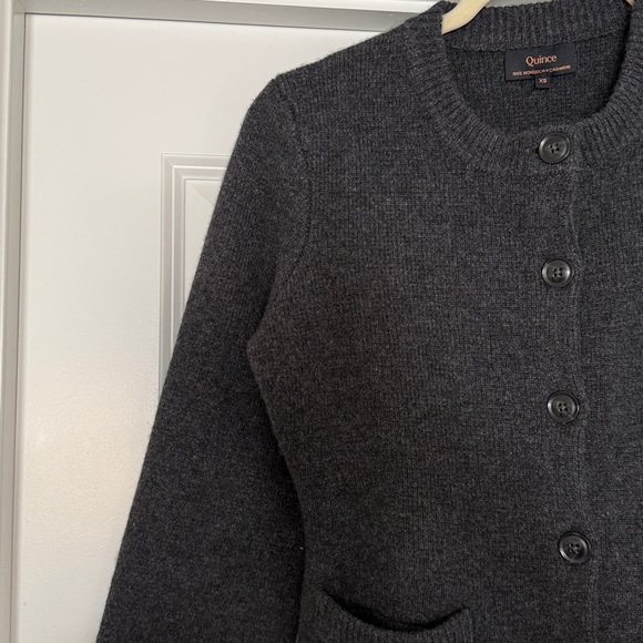 Quince Mongolian Cashmere Structured Cardigan in Heather Charcoal - Picture 4 of 4